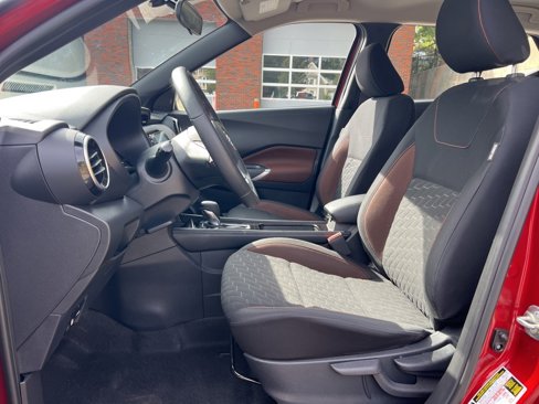 Used 2022 Nissan Kicks SR image 13