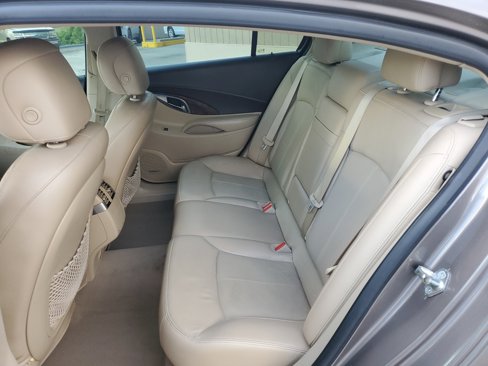 Used 2010 Buick LaCrosse CXS w/ Touring Package image 8