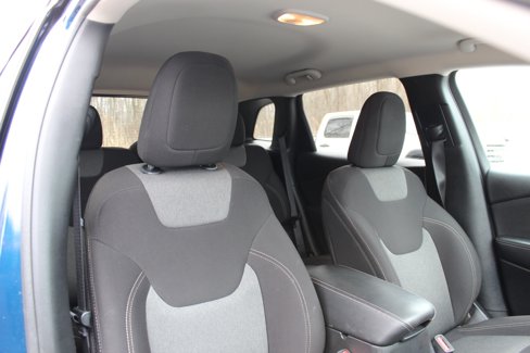 Used 2018 Jeep Cherokee Latitude image 35