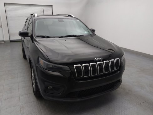 Used 2020 Jeep Cherokee Latitude Plus image 14