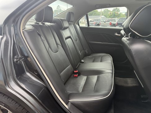Used 2012 Ford Fusion SEL image 20