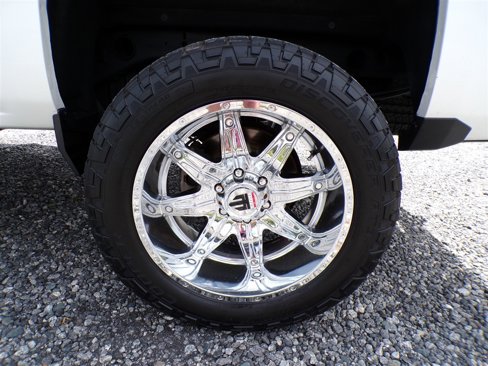 Used 2018 Chevrolet Silverado 1500 LTZ w/ Texas Edition image 12