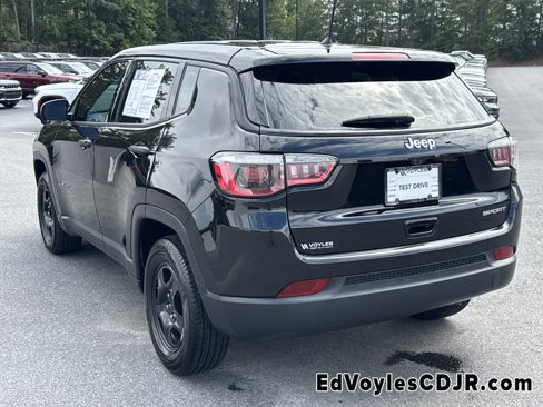 Used 2018 Jeep Compass Sport image 6