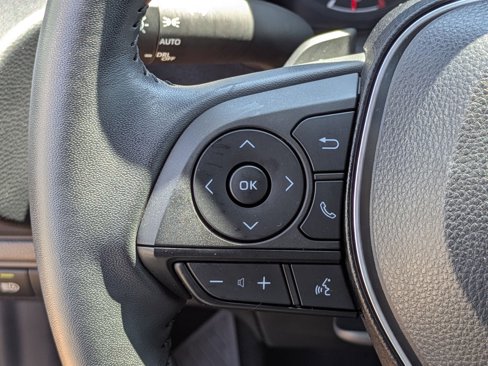 Used 2022 Toyota Corolla SE image 9