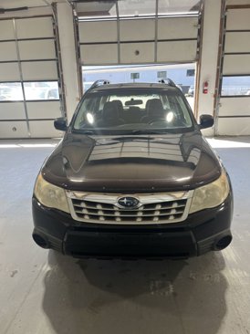 Used 2011 Subaru Forester 2.5X w/ Alloy Wheel Value Pkg image 3
