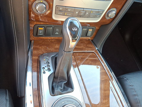 Used 2019 INFINITI QX80 Luxe image 16