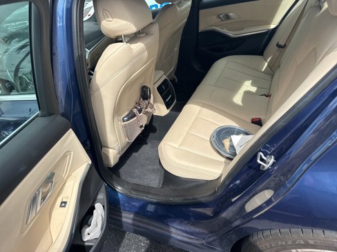 Used 2022 BMW 330i Sedan w/ Driving Assistance Package image 5