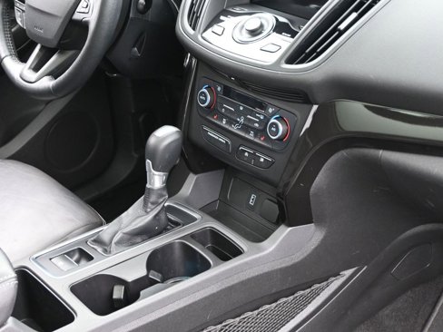 Used 2017 Ford Escape Titanium image 31