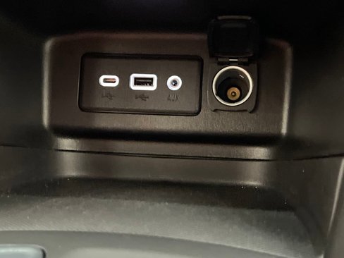 Used 2023 Chevrolet Equinox LT image 47