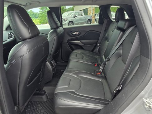 Used 2021 Jeep Cherokee Latitude Lux image 10