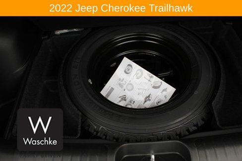 Used 2022 Jeep Cherokee Trailhawk w/ Sun, Sound & Nav Group image 23