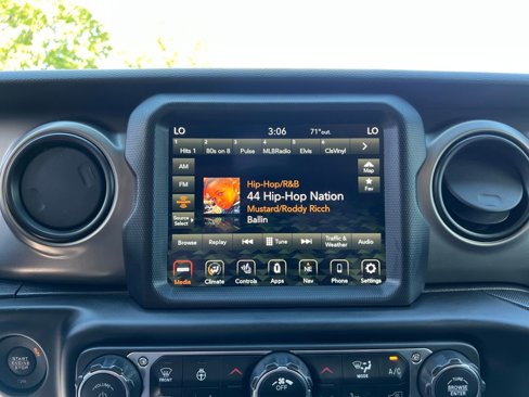 Used 2021 Jeep Wrangler Unlimited Sport image 24