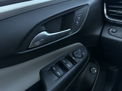 Used 2024 Buick Envista Avenir image 12