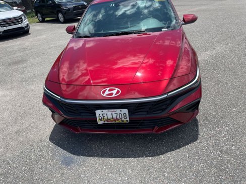 Used 2024 Hyundai Elantra SEL image 2