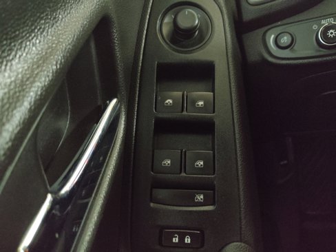 Used 2019 Chevrolet Trax LT image 27