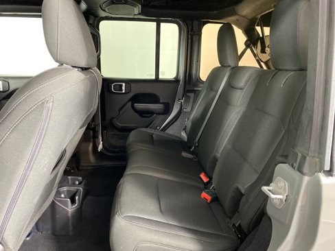 Used 2018 Jeep Wrangler Unlimited Sport S image 24