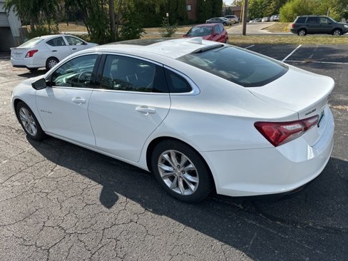 Used 2020 Chevrolet Malibu LT image 3