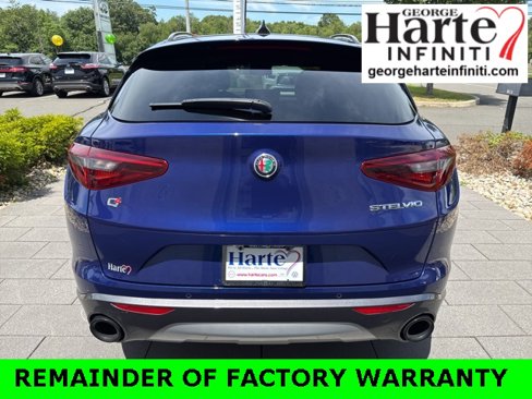 Used 2022 Alfa Romeo Stelvio Ti image 6