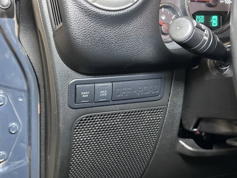 Used 2017 Jeep Wrangler Unlimited Rubicon w/ Connectivity Group image 23