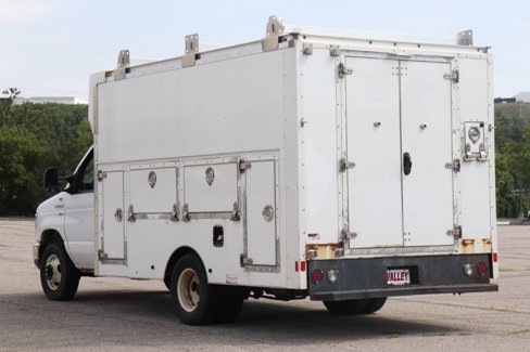 Used 2015 Ford E-350 and Econoline 350 Super Duty image 5