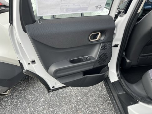 Used 2025 MINI Cooper S image 18