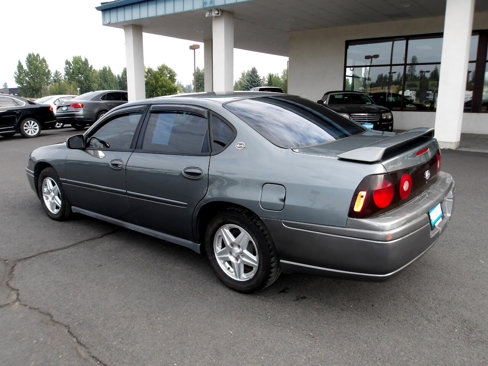 Used 2005 Chevrolet Impala LS w/ Sport Appearance Package image 3