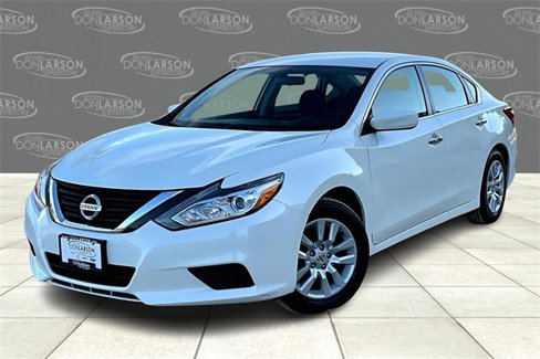 Used 2017 Nissan Altima 2.5 S w/ Power Driver Seat Package image 3
