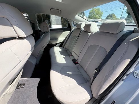 Used 2017 Hyundai Sonata SE image 15