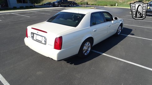 Used 2002 Cadillac De Ville w/ Comfort/Convenience Pkg image 10