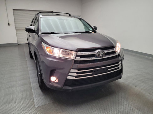 Used 2017 Toyota Highlander XLE image 14