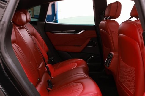 Used 2021 Maserati Levante S image 14