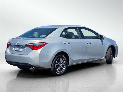 Used 2016 Toyota Corolla LE image 4