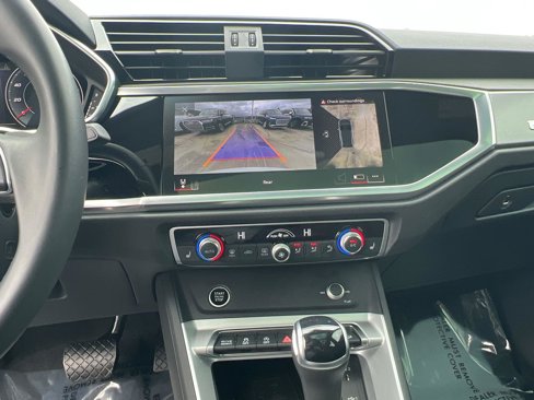Certified 2024 Audi Q3 2.0T Premium Plus w/ Premium Plus Package image 29