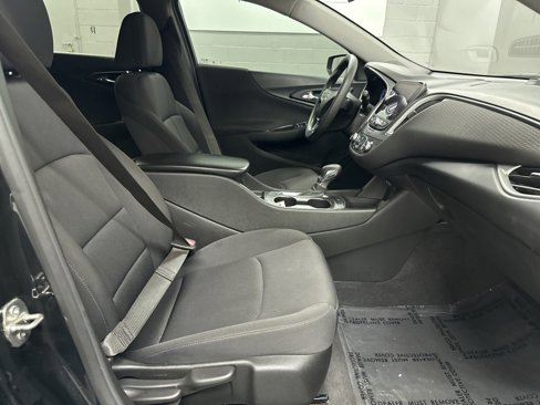 Used 2023 Chevrolet Malibu LS image 22