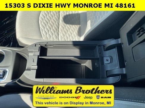 Used 2021 Chevrolet Equinox LS w/ LS Convenience Package image 20