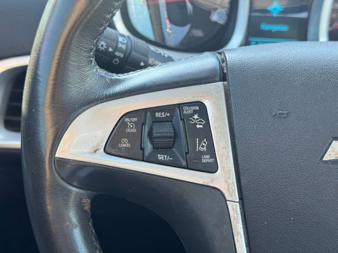 Used 2015 Chevrolet Equinox LTZ image 16