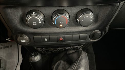 Used 2015 Jeep Wrangler Unlimited Sport image 39