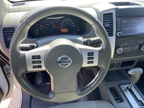 Used 2019 Nissan Frontier S image 11