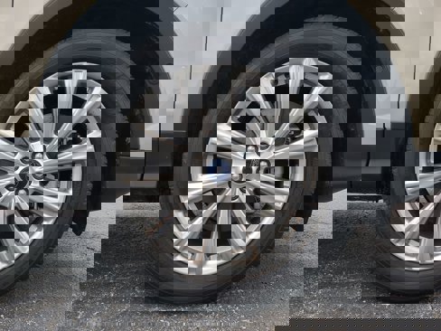 Used 2018 Ford Escape Titanium image 11