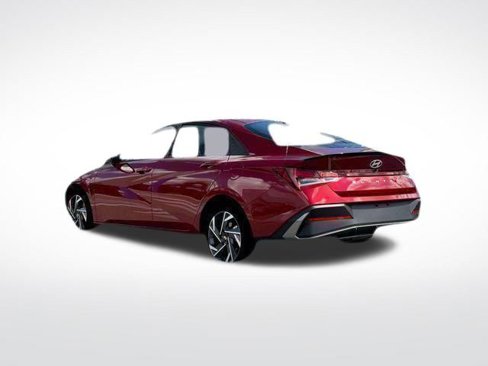 New 2025 Hyundai Elantra Sport image 5