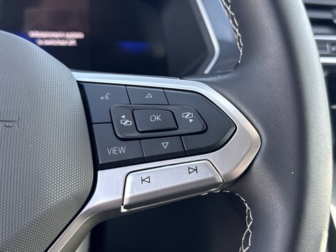Certified 2024 Volkswagen Tiguan S image 21
