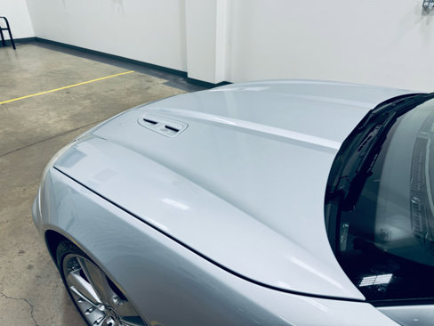 Used 2010 Jaguar XKR R image 13
