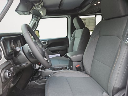 New 2025 Jeep Gladiator Sport image 9