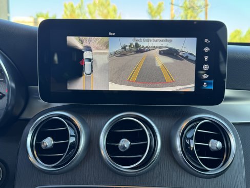 Used 2020 Mercedes-Benz GLC 300 image 27