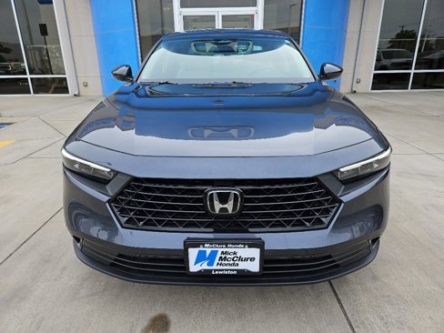 Used 2024 Honda Accord EX image 2