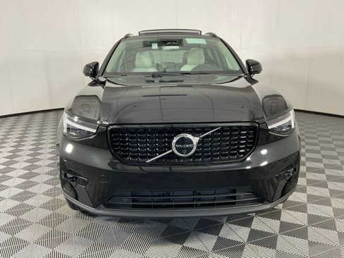 New 2025 Volvo XC40 B5 Plus w/ Protection Package Premier image 2