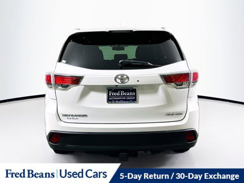 Used 2015 Toyota Highlander XLE image 6