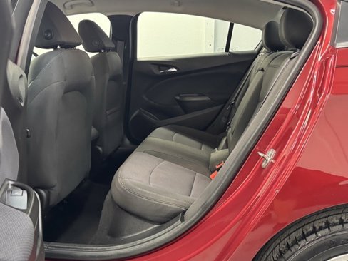 Used 2017 Chevrolet Cruze LT w/ Convenience Package image 27