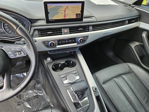 Used 2017 Audi A4 2.0T Premium image 24