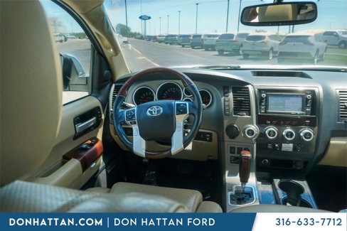 Used 2015 Toyota Sequoia Platinum image 21